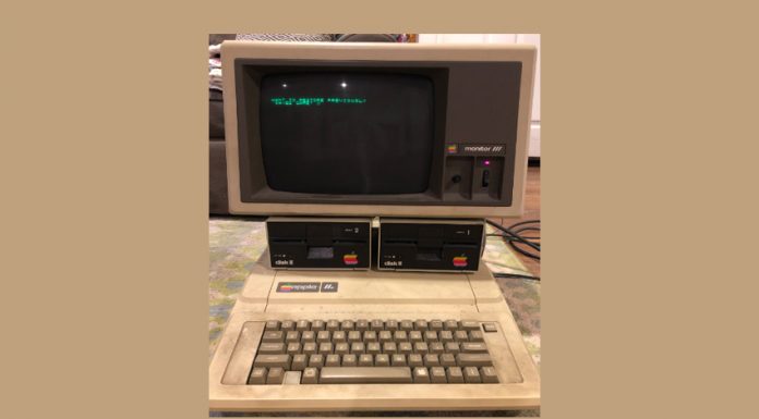 New York professor Finds Working 30-Year-Old Apple Computer
