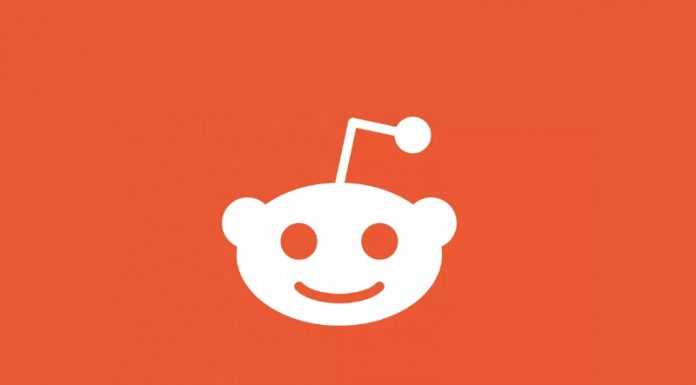 Reddit co-founder quits board and asks for black replacement